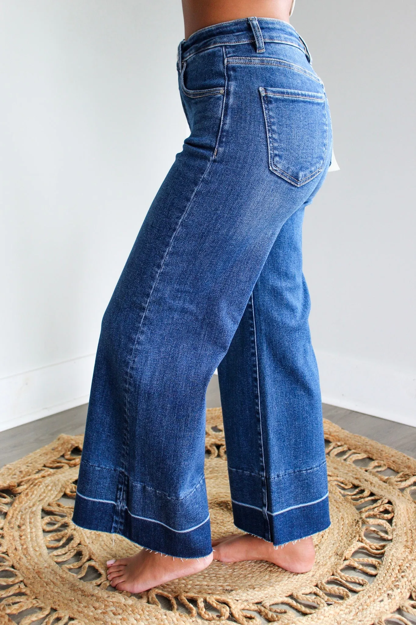 Lori Shadow Hem Wide Leg | Tummy Control • Medium Wash