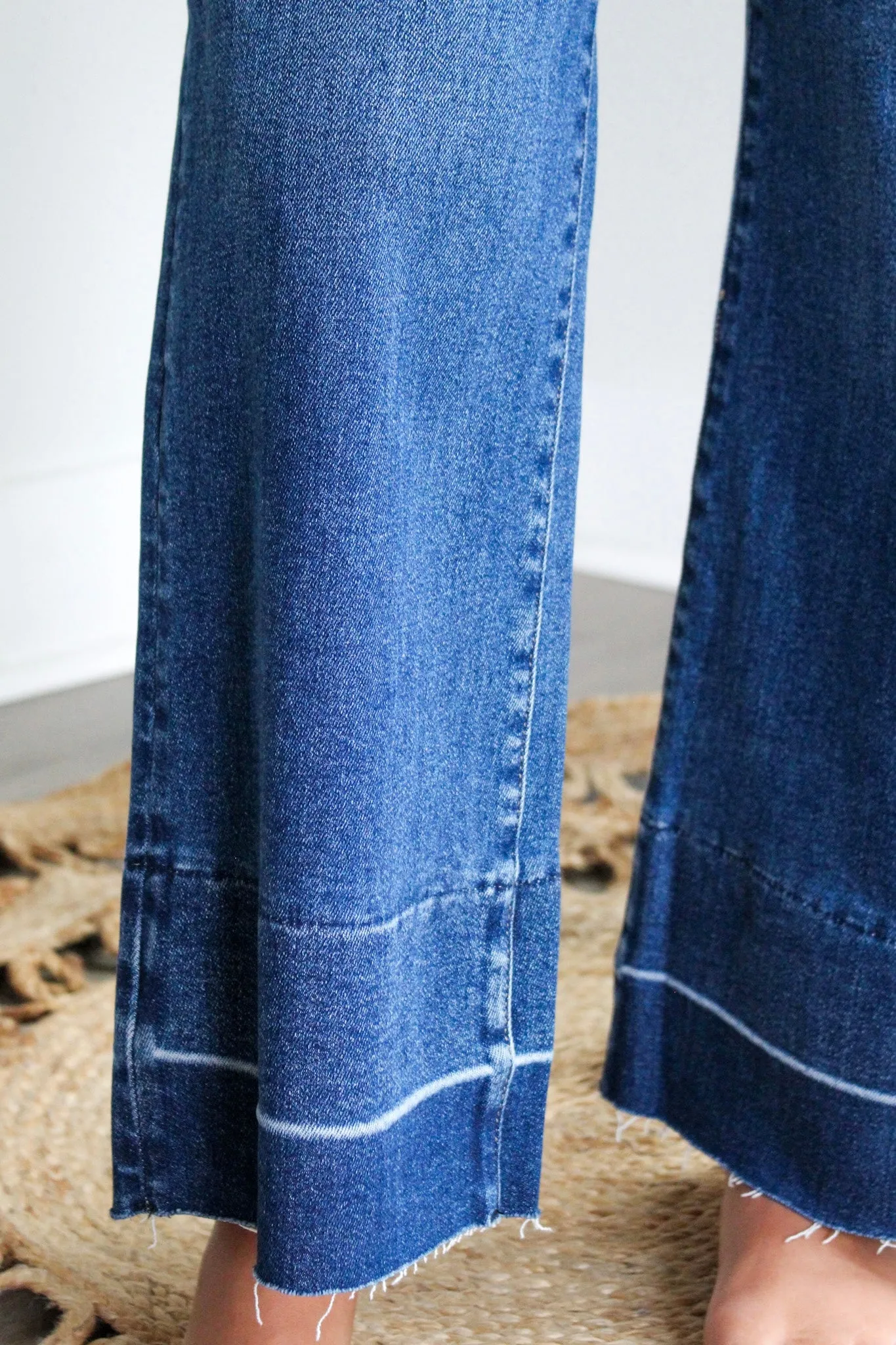 Lori Shadow Hem Wide Leg | Tummy Control • Medium Wash