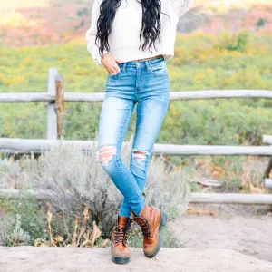 Loxi Kancan High Rise Distressed Skinny