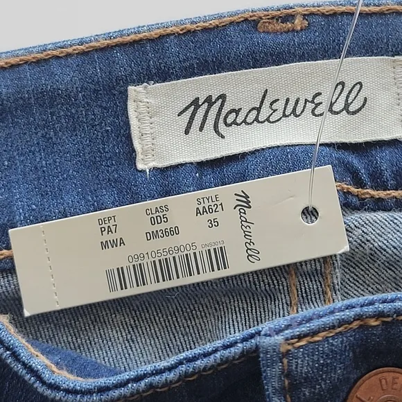 Madewell | NWT Curvy High Rise Skinny Jeans Size 35 W