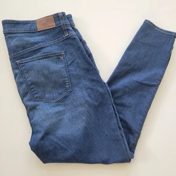 Madewell | NWT Curvy High Rise Skinny Jeans Size 35 W
