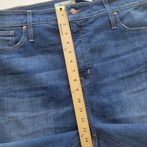 Madewell | NWT Curvy High Rise Skinny Jeans Size 35 W