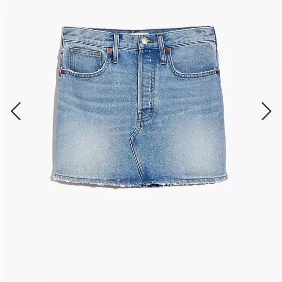 Madewell Rigid Denim Relaxed Mini Skirt in Northdale Wash