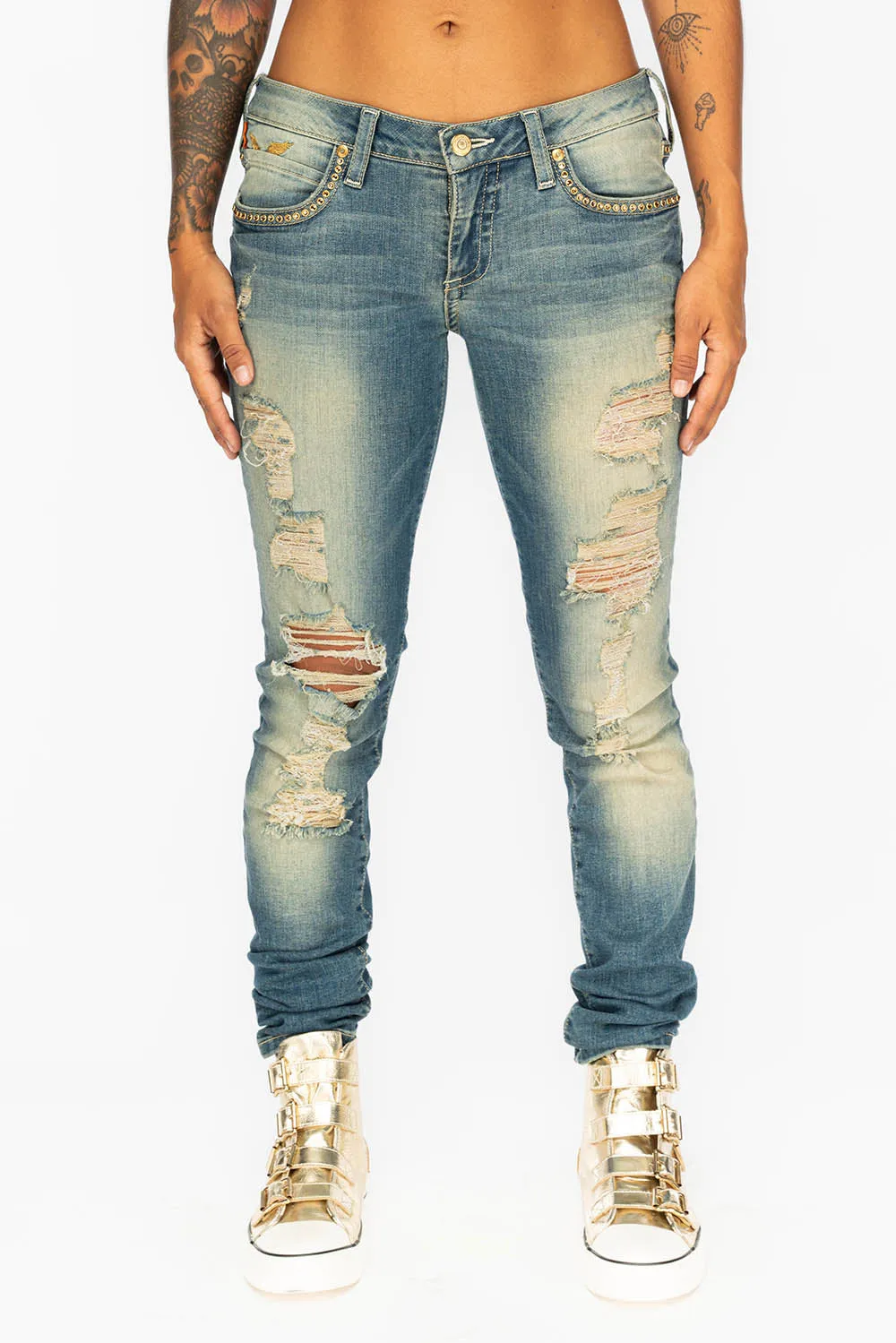 MARILYN WOMENS DISTRESSED STUDDED SKINNY  BLUE JEANS WITH  GOLD EMBELLISHMENT