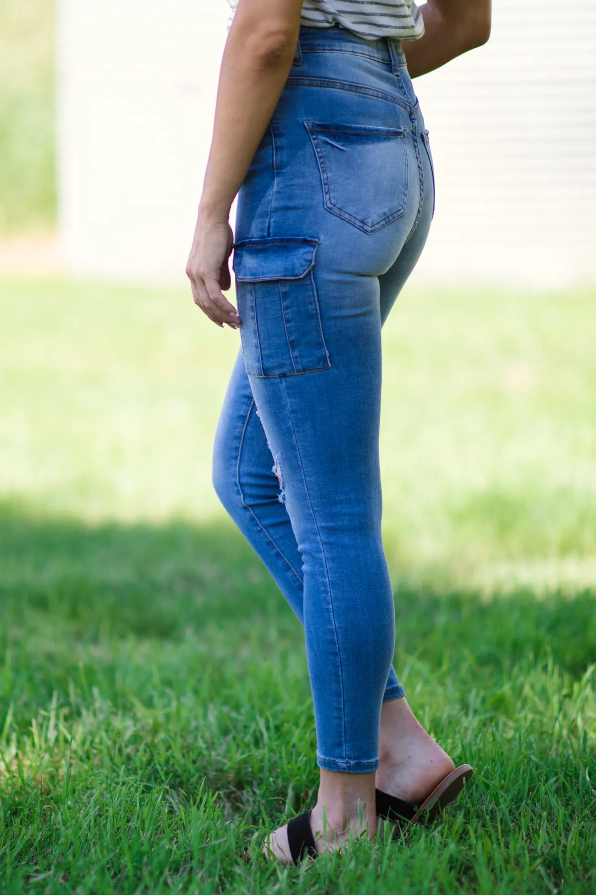 Medium Wash Distressed Jeans With Cargo Pocket