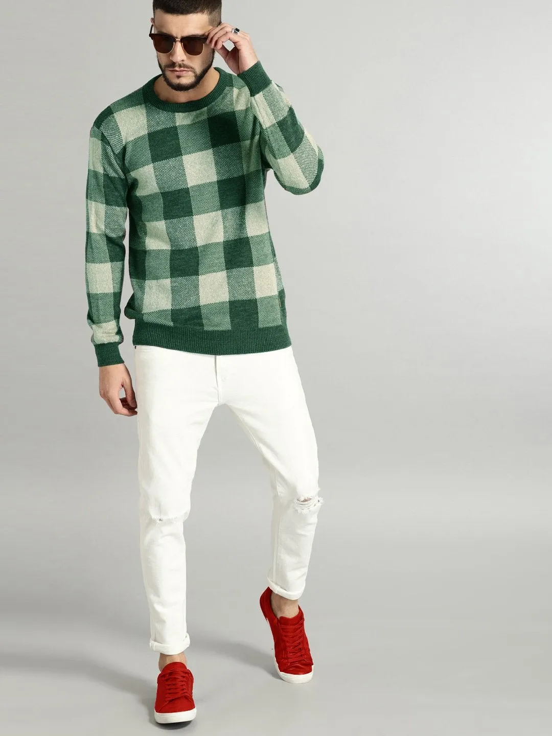 Men Off-White Regular Fit Mid-Rise Slash Knee Stretchable Jeans