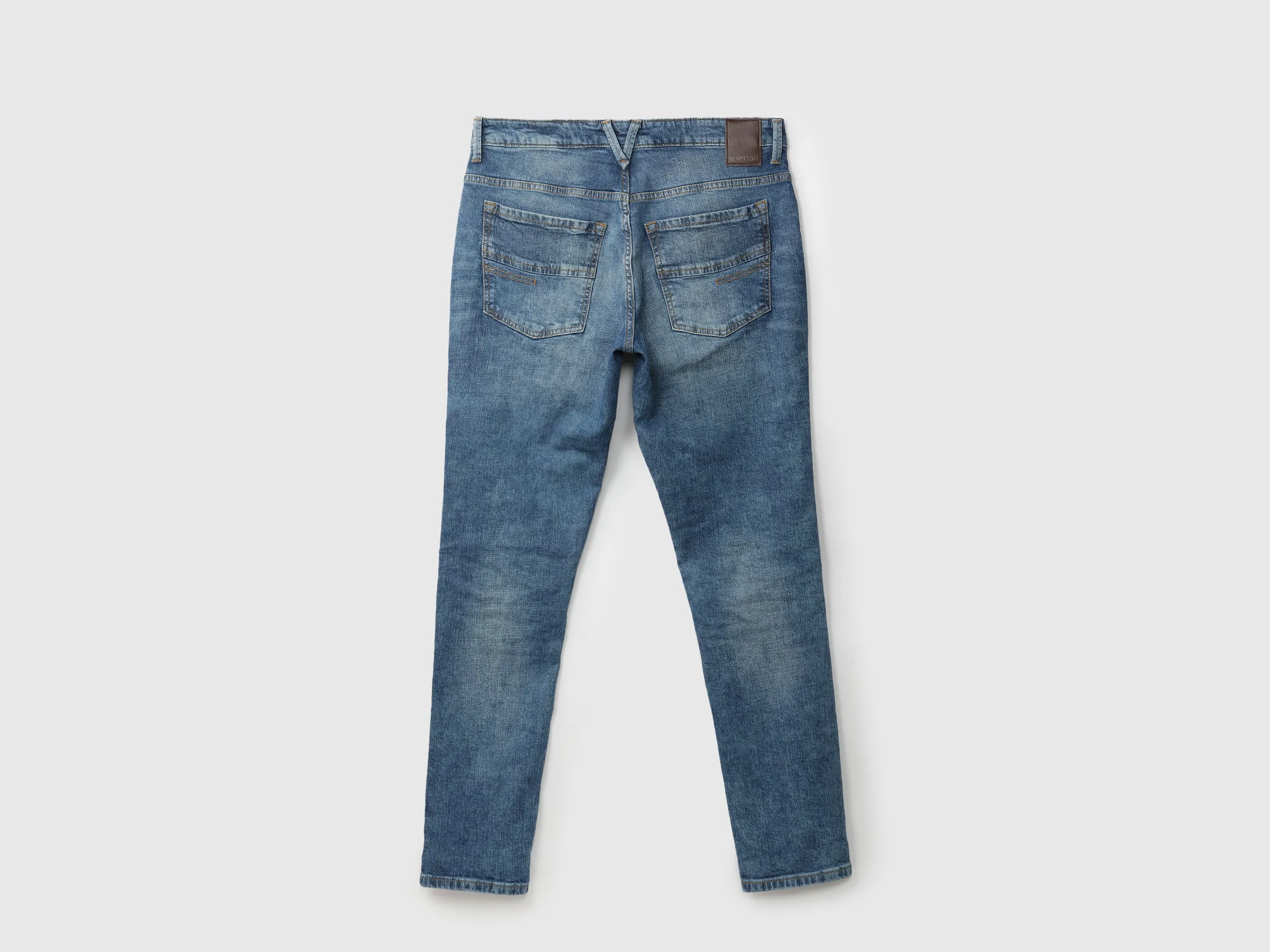 Men Solid Skinny Fit Jeans