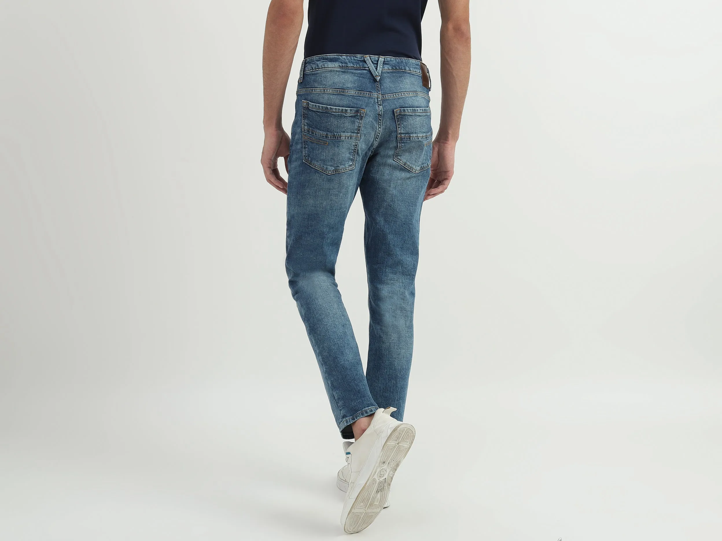 Men Solid Skinny Fit Jeans