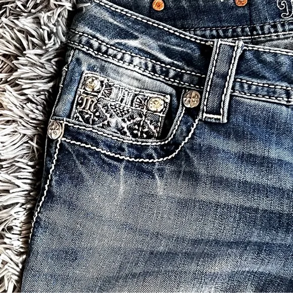 Miss Me Big Stitch Cuffed Skinny Jeans Women’s Size 27 Light Wash Excellent Cond