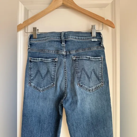 MOTHER The Stunner Zip Ankle Step Fray Jeans Size 26