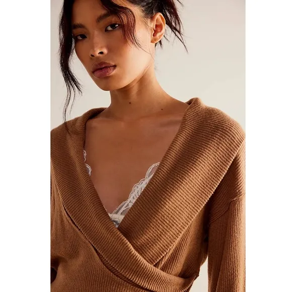 New Free People Hold Me Close Surplice Sweater Top in Tobacco Size Medium