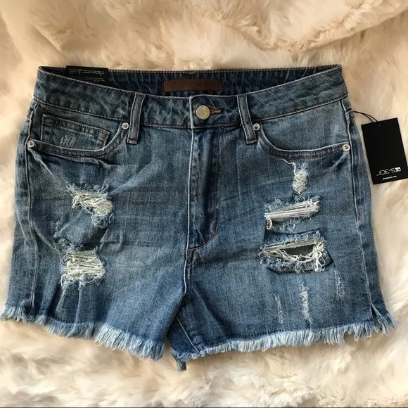 NWT Joe’s Jeans High Rise Distressed Short