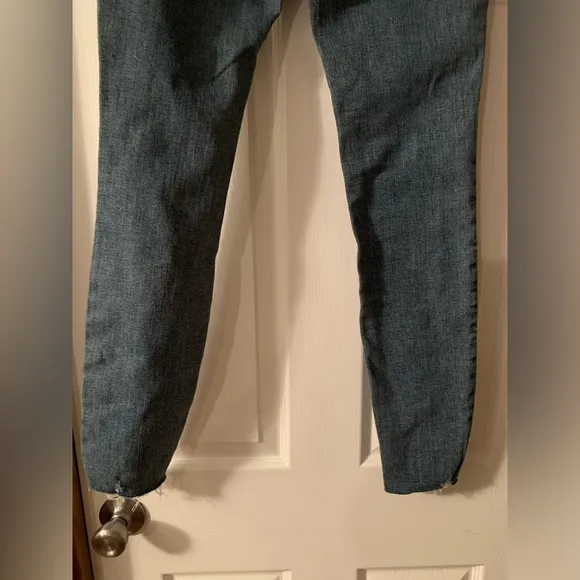 NWT Silver Jeans Co Women's Most Wanted Mid Rise Skinny Leg Universal Fit Indigo