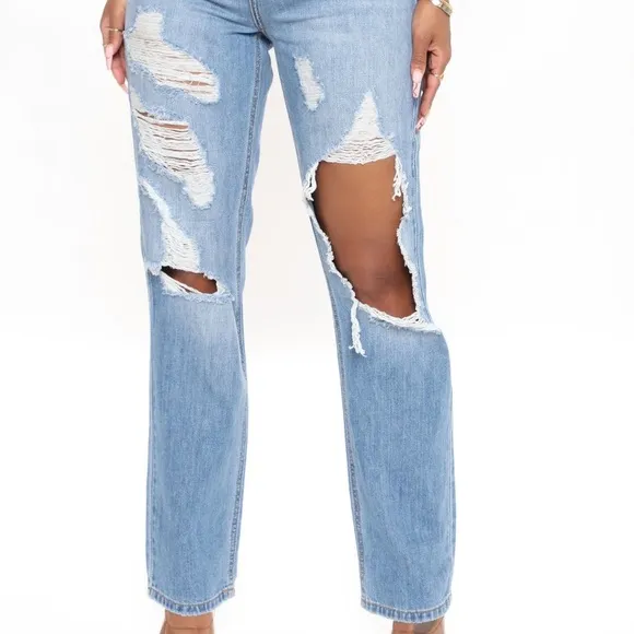 NWT🔥Can’t Tell You Non Distressed Jeans🔥