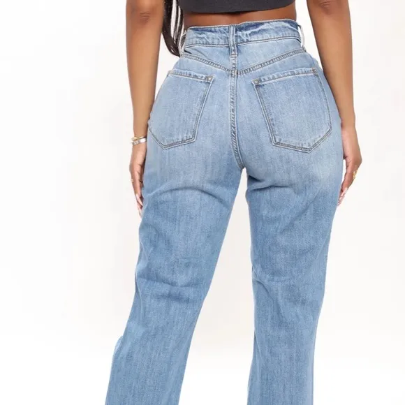 NWT🔥Can’t Tell You Non Distressed Jeans🔥