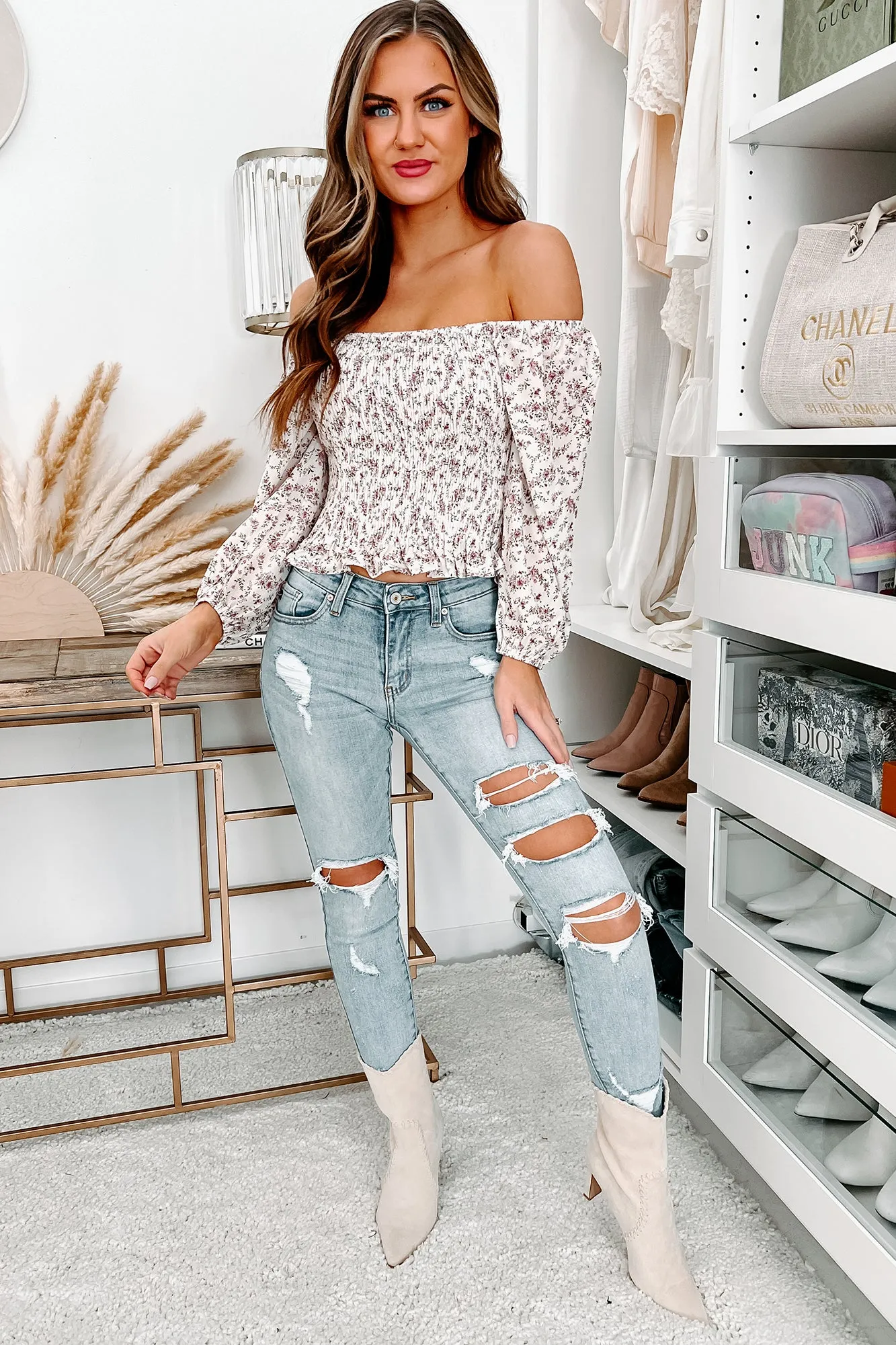 Open Minded Mid-Rise Distressed Skinny Kancan Jeans (Light)