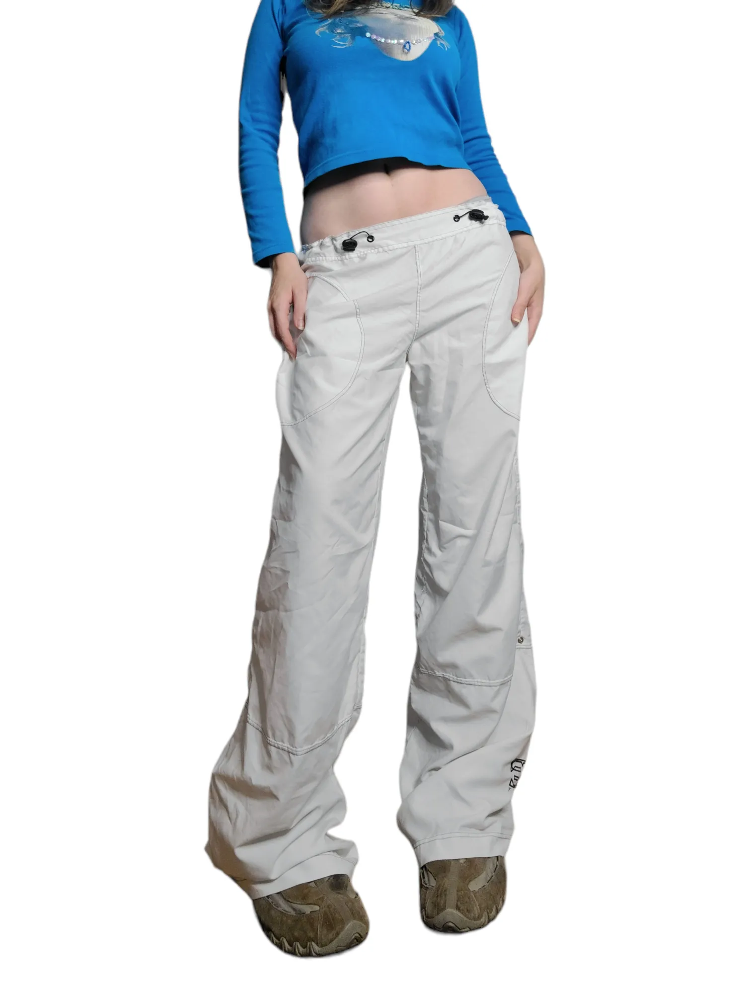 Parachute cargo blanc