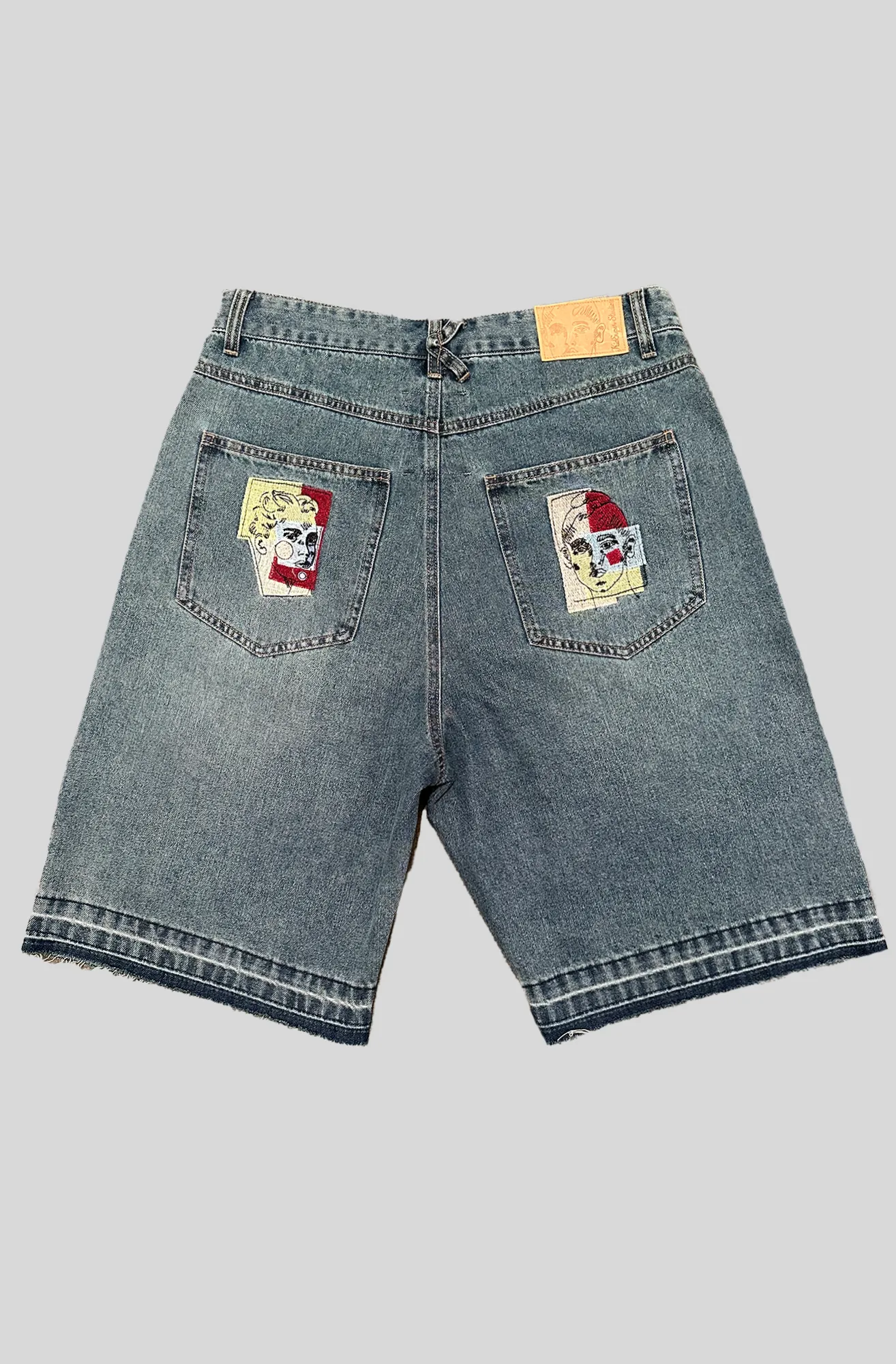 PATCHWORK FACE BAGGY DENIM SHORTS
