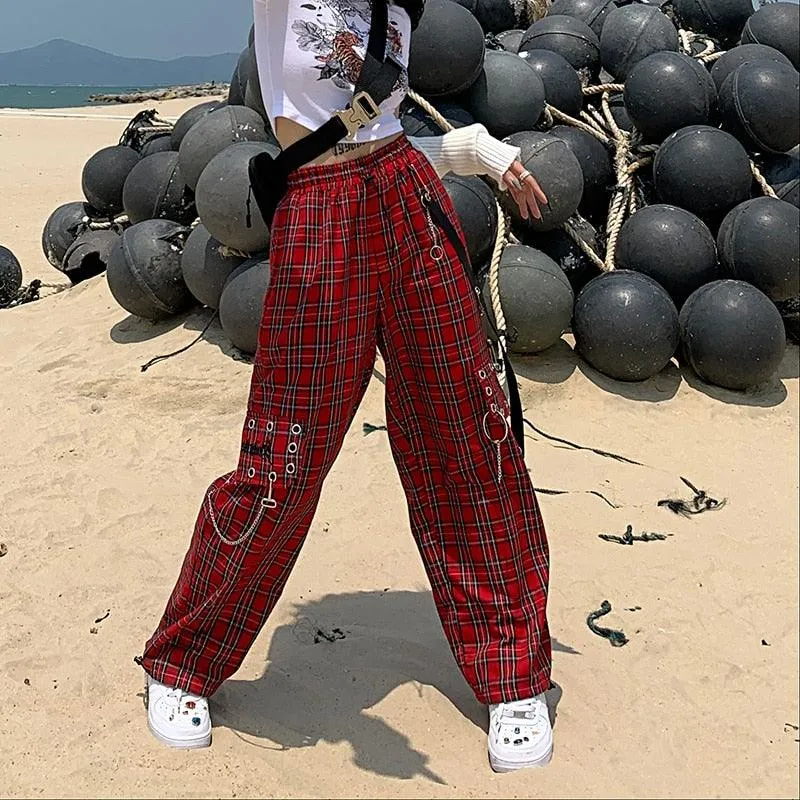 Plaid Cargo Pants with Chain - Wide Leg Baggy Design for a Gothic and Loose Fit Look