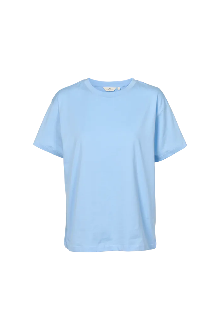 Rikke Tee - Dutch canal