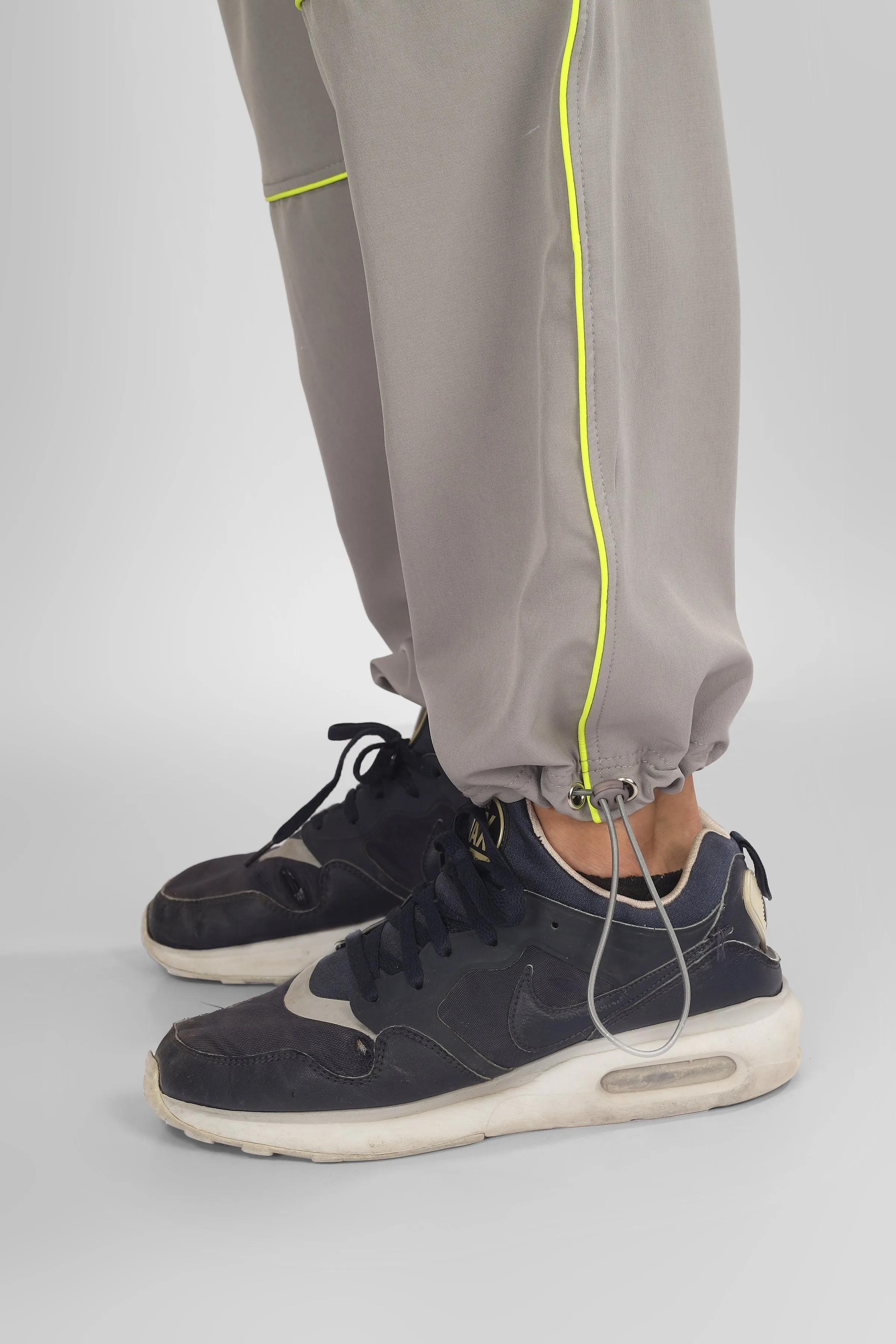 Scoop Parachute Cargo Pants (Grey)