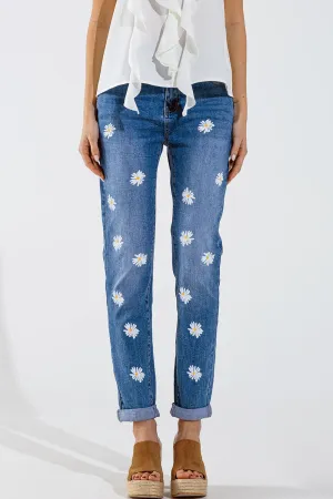 Skinny Jeans With Printed White Daisys In Mid Wash
