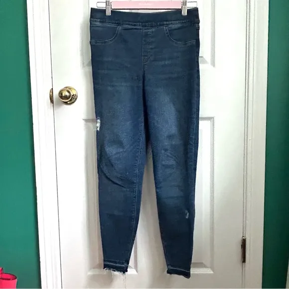 SPANX Distressed, Raw Hem, Skinny Jeans Medium