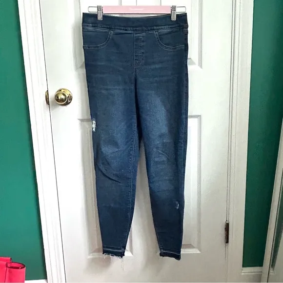 SPANX Distressed, Raw Hem, Skinny Jeans Medium