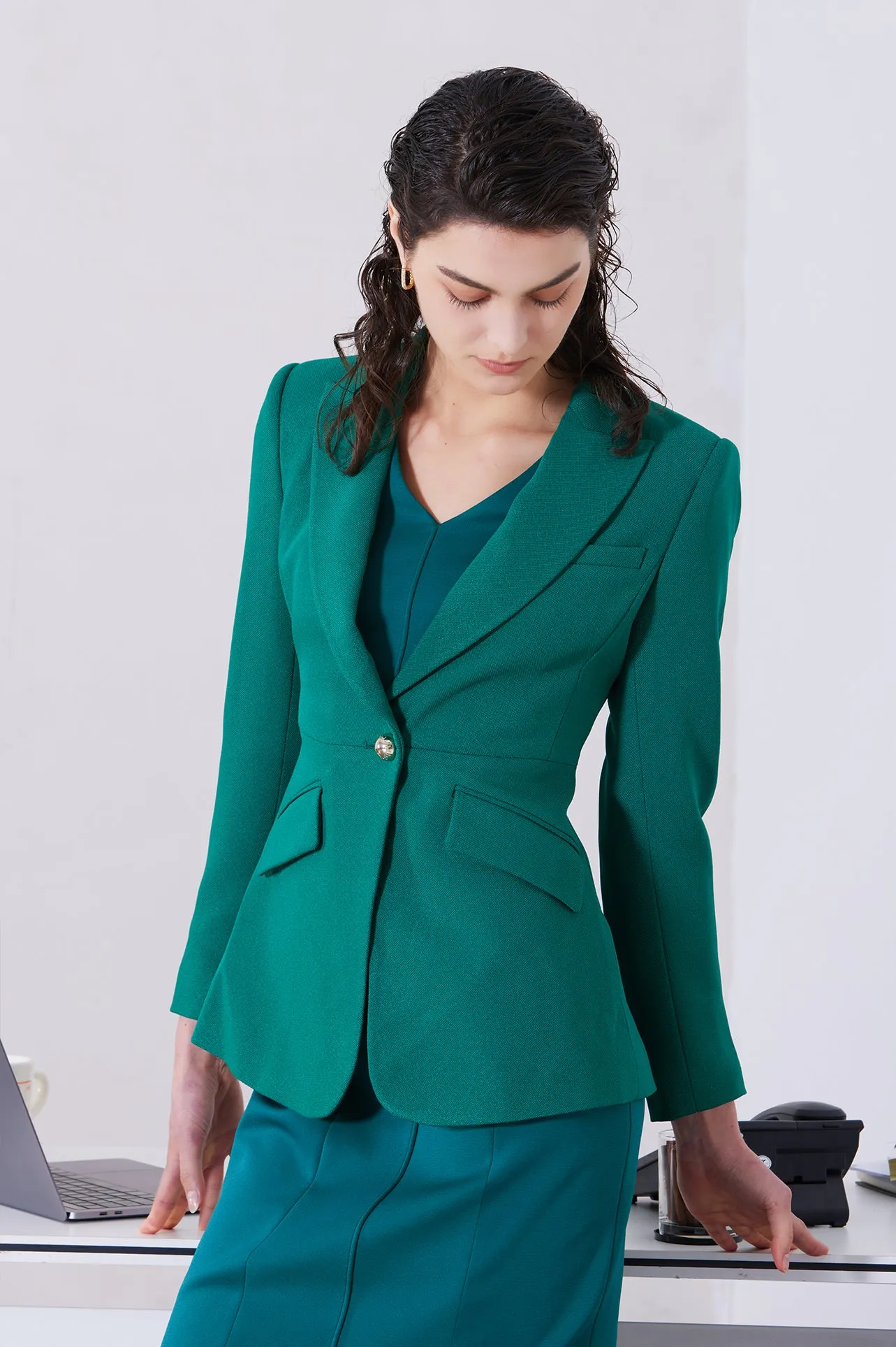 TAILORED JACKET IN DARK GREEN