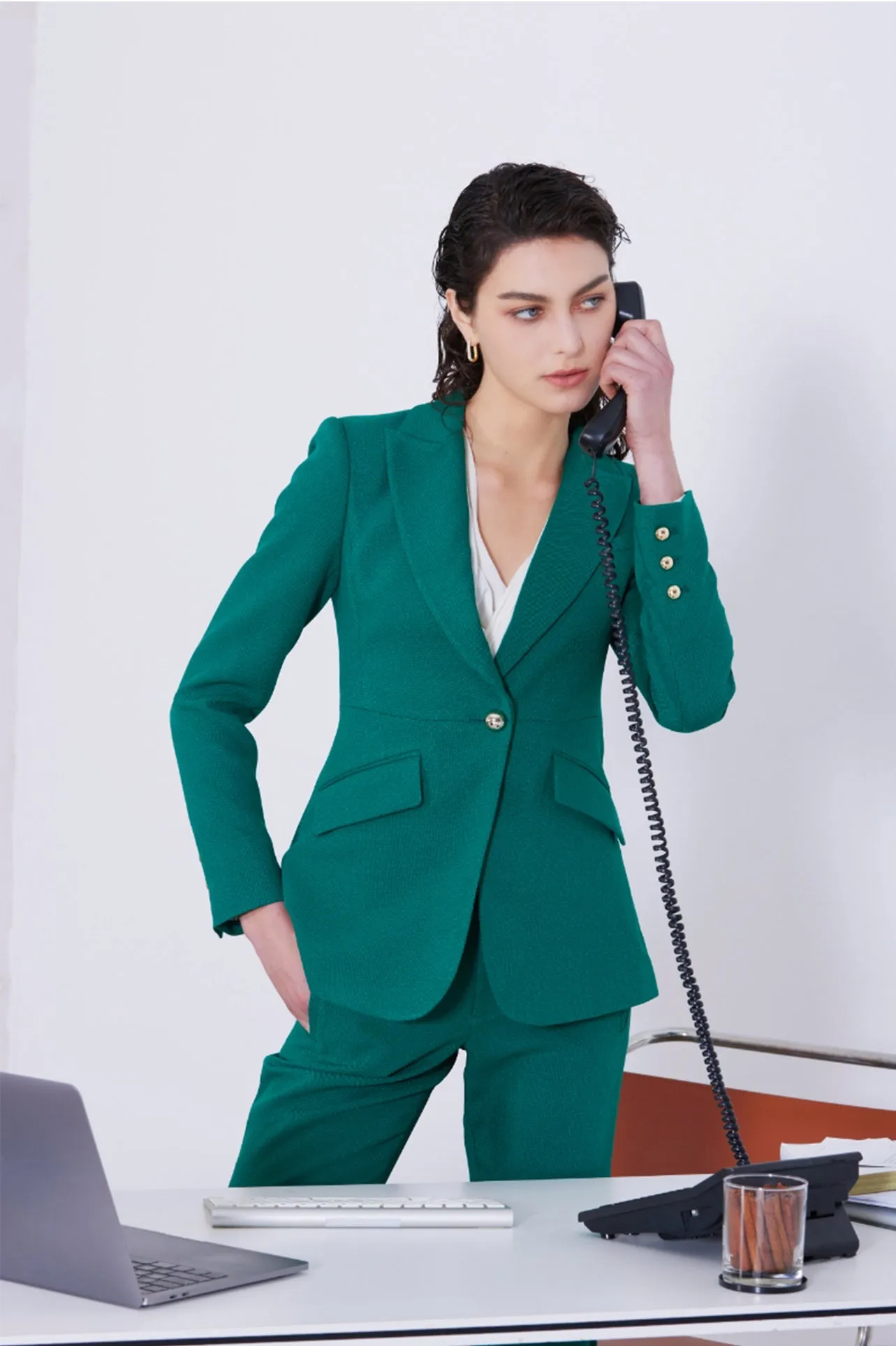 TAILORED JACKET IN DARK GREEN