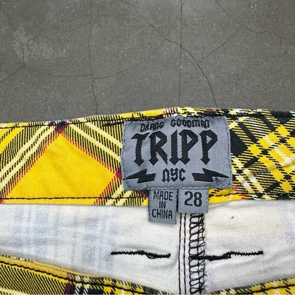 Tripp NYC Yellow Tartan Plaid Rocker Jean SZ 28