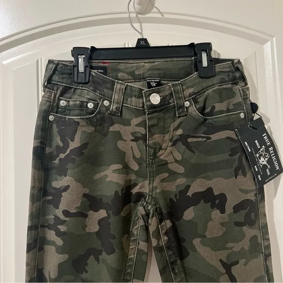 True Religion Halle Mid Rise Super Skinny Jeans in Olive Camo 26 NWT