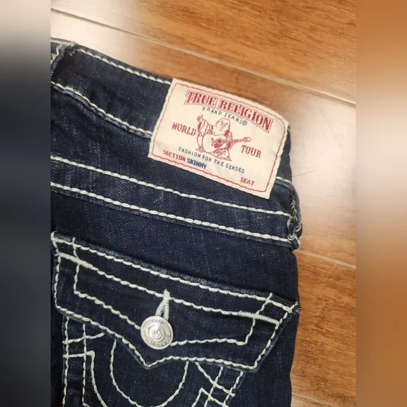 True Religion Womens Flaps Naturaline Big T Skinny Jeans Size 23 NWT