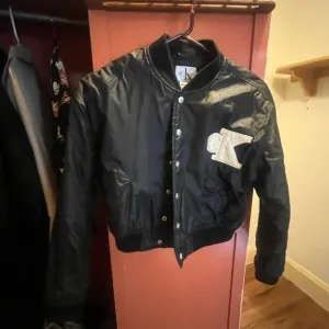 Vintage Calvin Klein Y2K Cropped Bomber Jacket