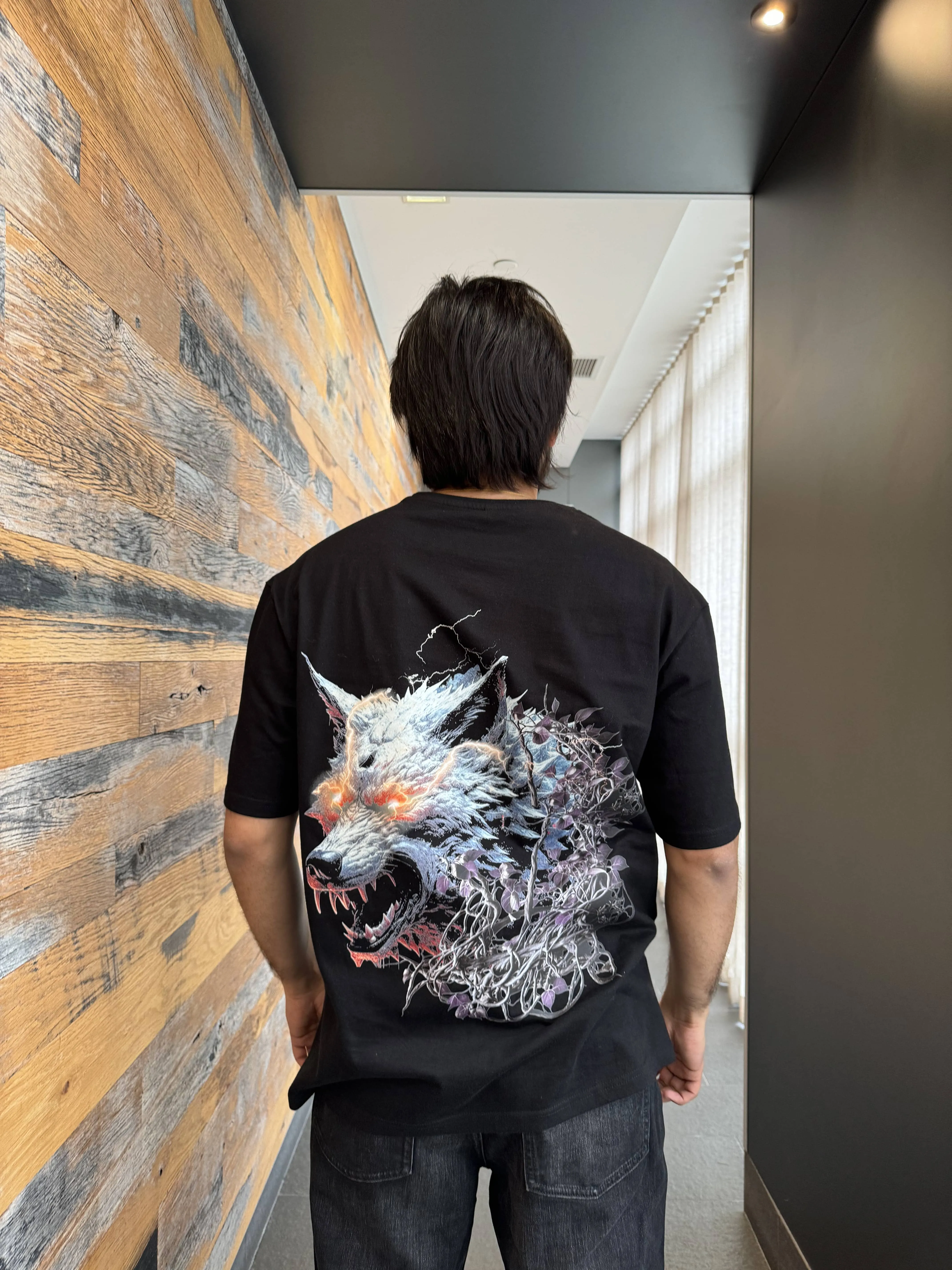 Wolf Printed Drop Shoulder T-shirt - WAREHOUSE SALE