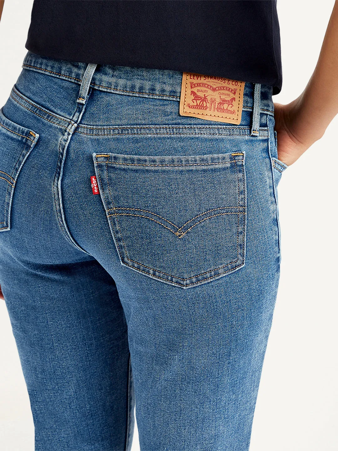 Women's 711 Blue Skinny Fit Mid Rise Jeans