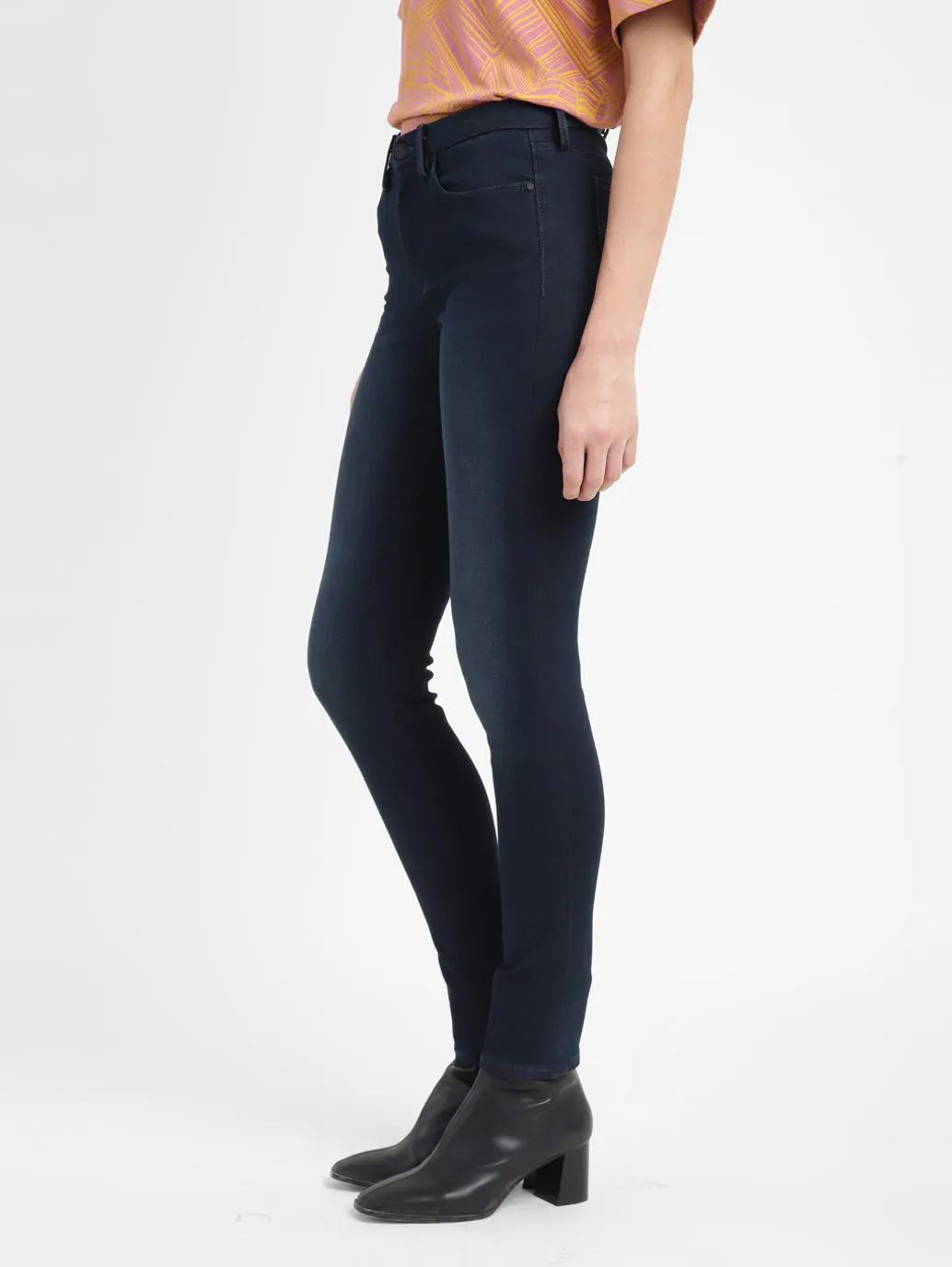 Women's 711 Blue Skinny Fit Mid Rise Jeans