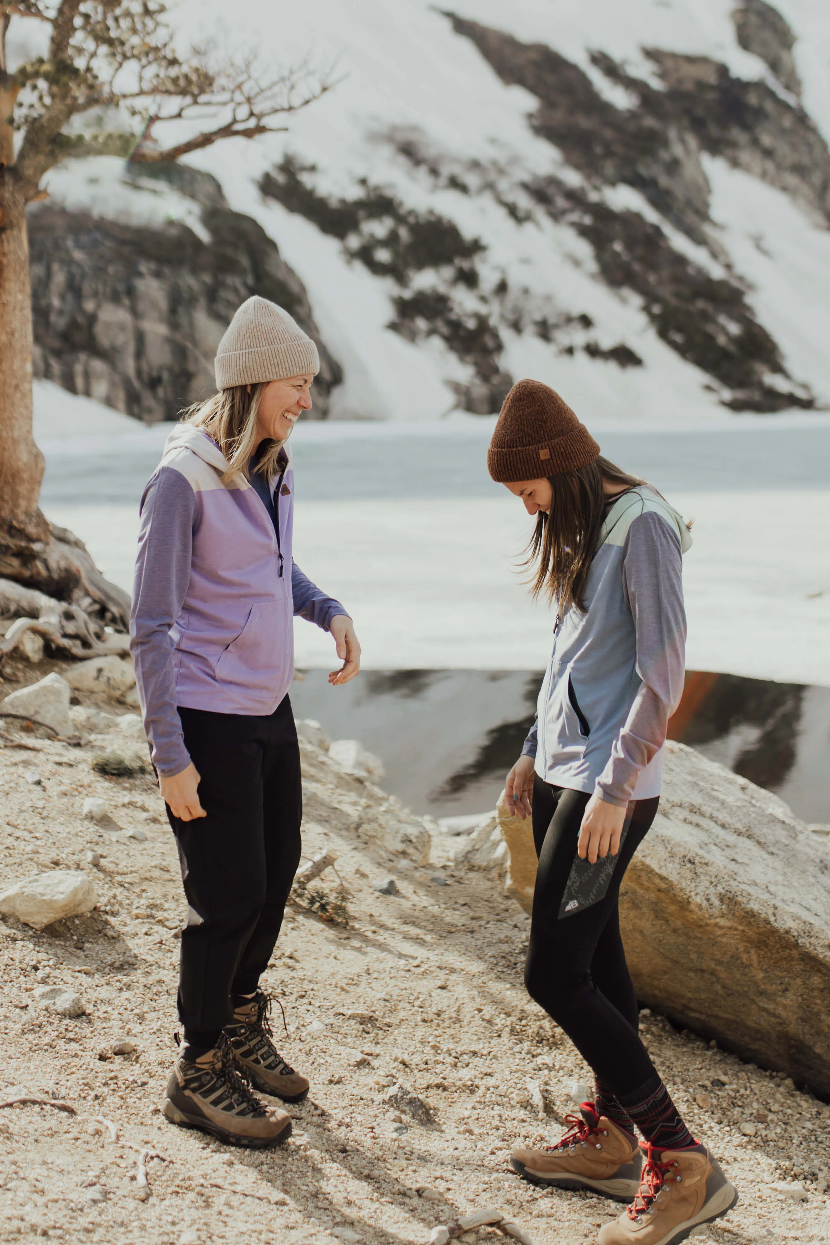 Women's Graphic Traverse Tek Hoodie