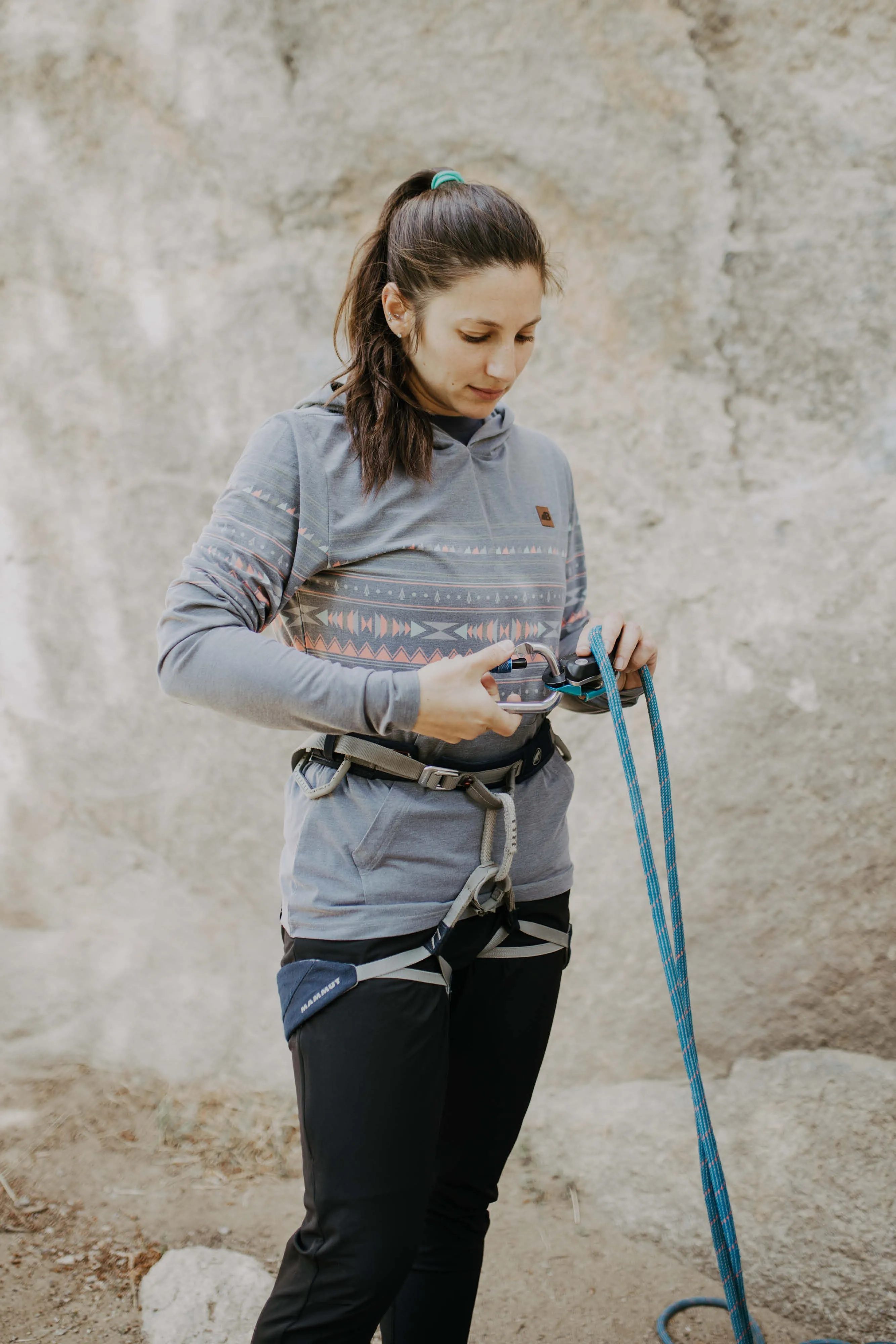 Women's Graphic Traverse Tek Hoodie