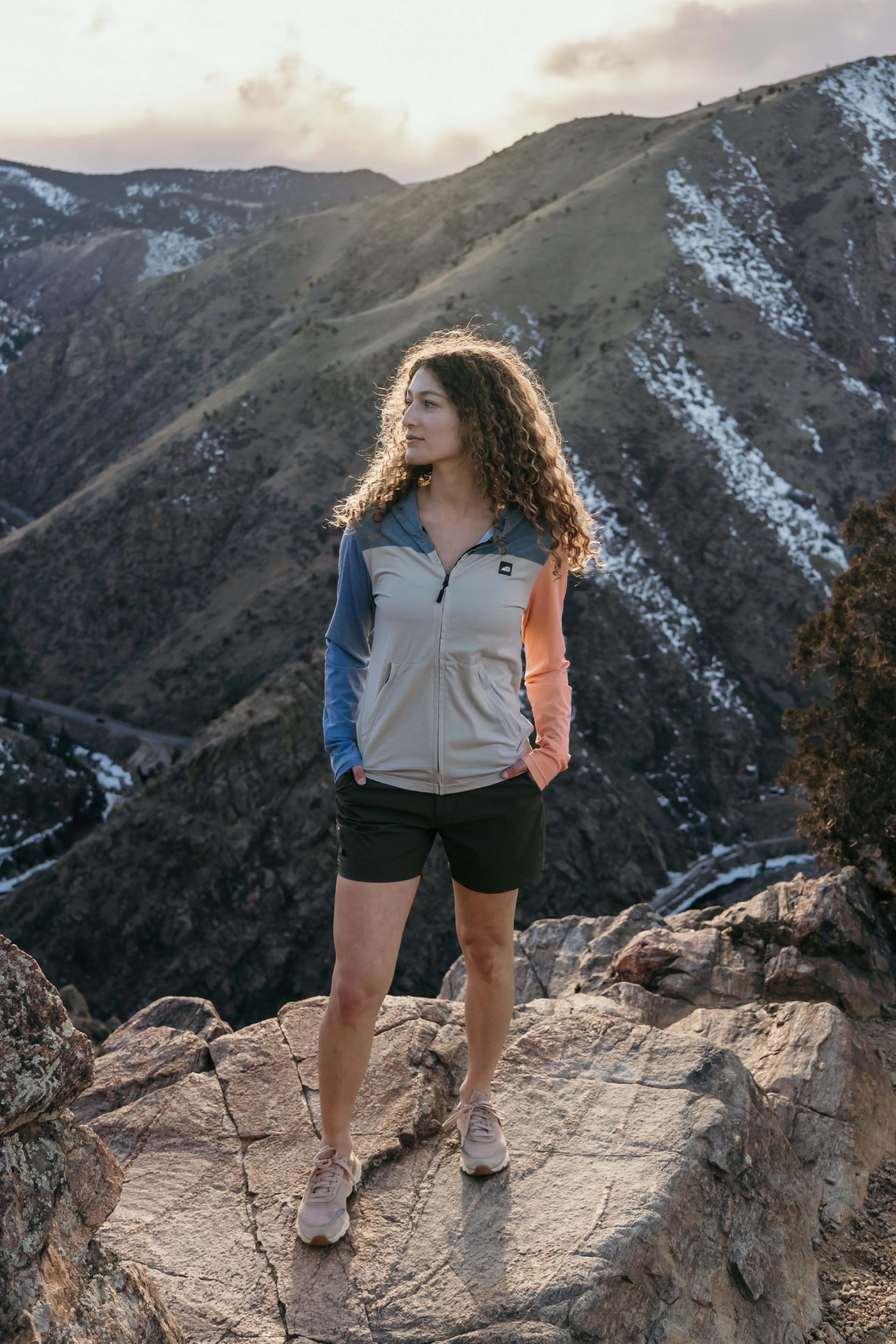 Women's Graphic Traverse Tek Hoodie