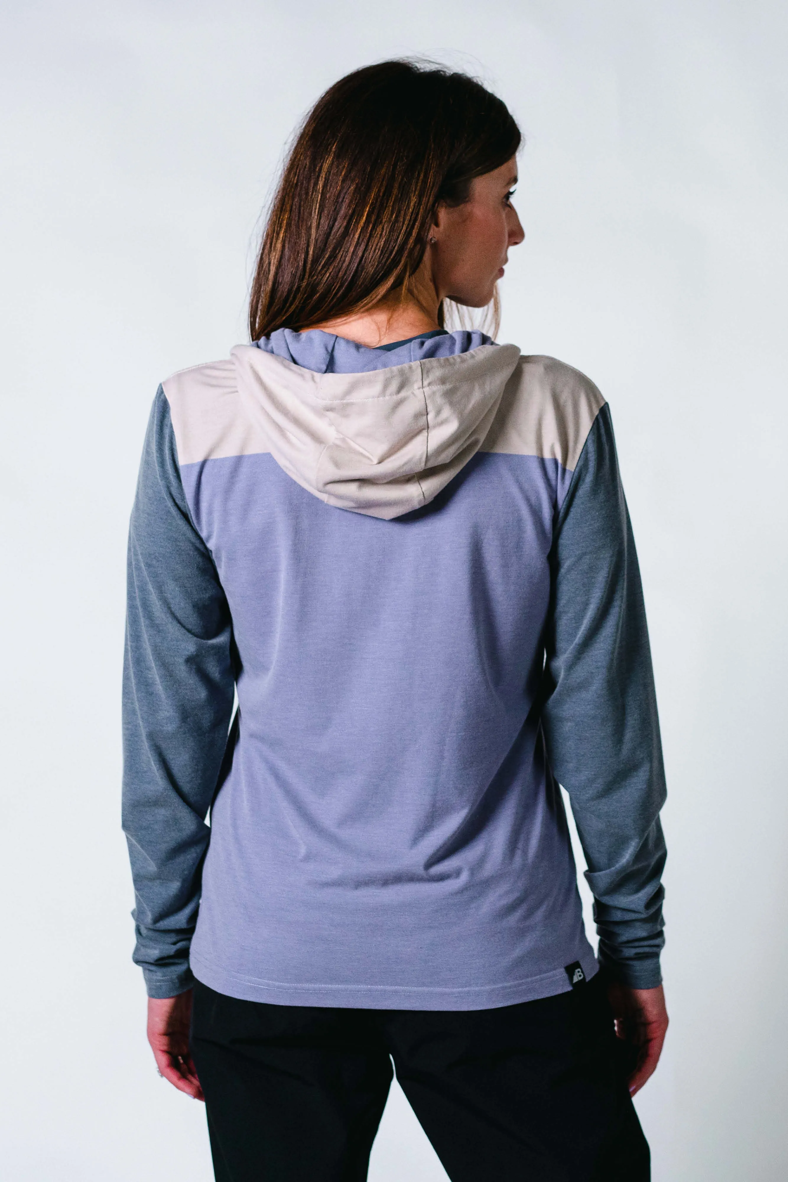 Women's Graphic Traverse Tek Hoodie
