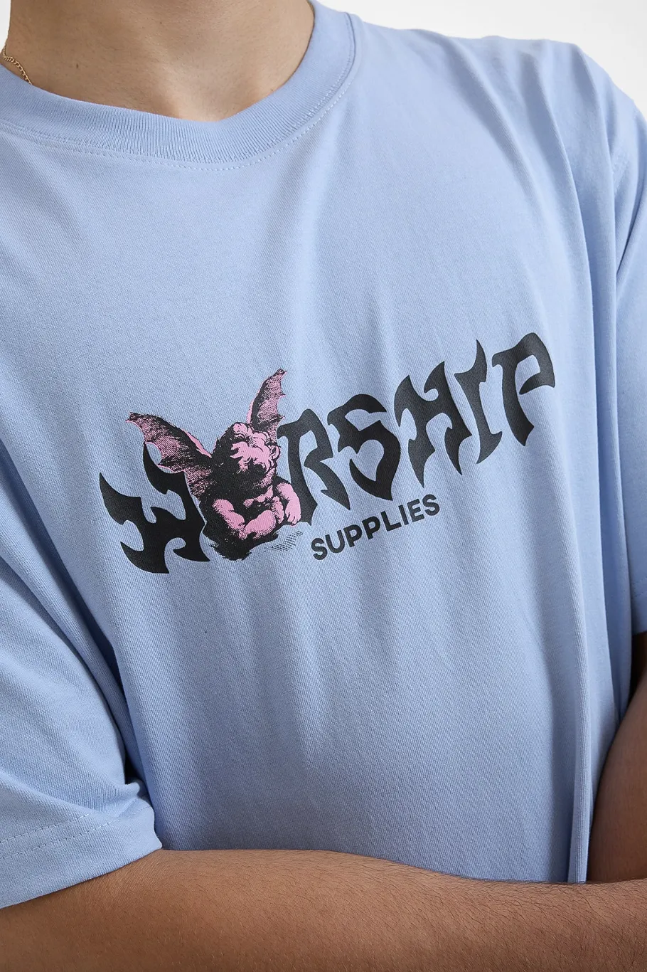 WORSHIP SUPPLIES HORNS TEE - PALE BLUE CERULEAN