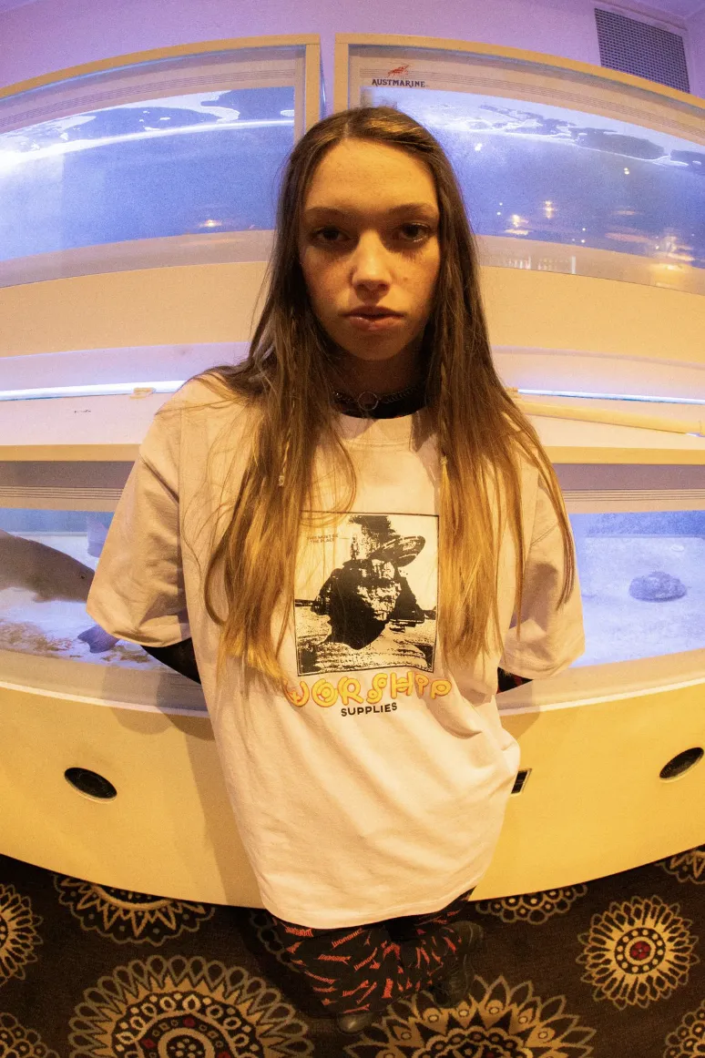 WORSHIP SUPPLIES WOMENS SPACE JUNK OVERSIZED TEE - ORCHID HUSH